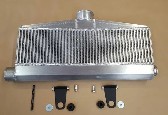 ECS C5/C6 Large Race Intercooler w/ Mounting Kit